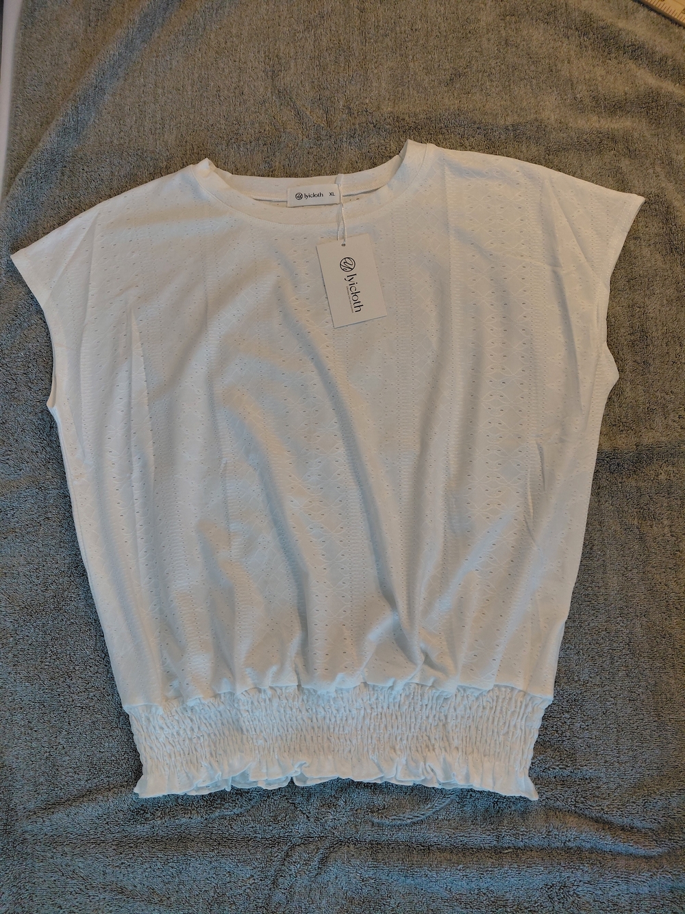 Lightweight White Eyelet Smocked-Hem Short Sleeve Top